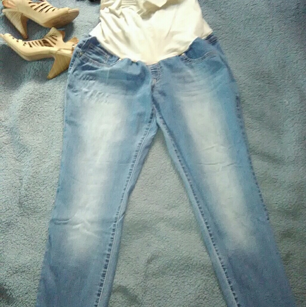 Maternity jeggings